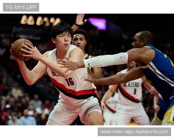 勇士防守反击连击送开拓者连败，勇士对开拓者阵容